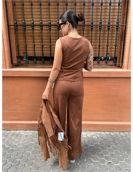 CHALEQUILLO ANTELINA CAMEL