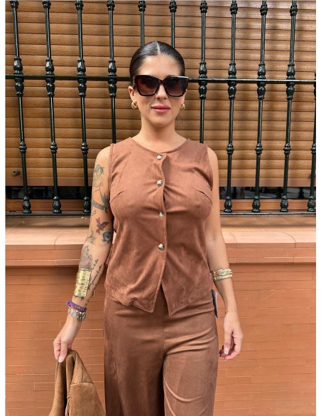 CHALEQUILLO ANTELINA CAMEL