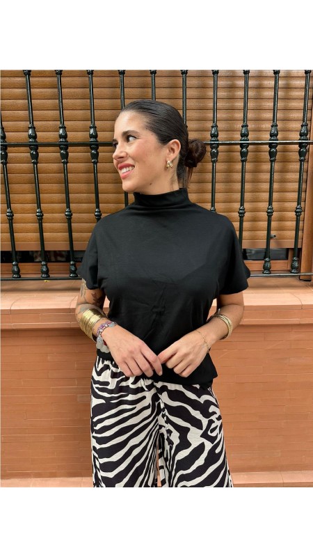 CAMISETA TANIA NEGRO