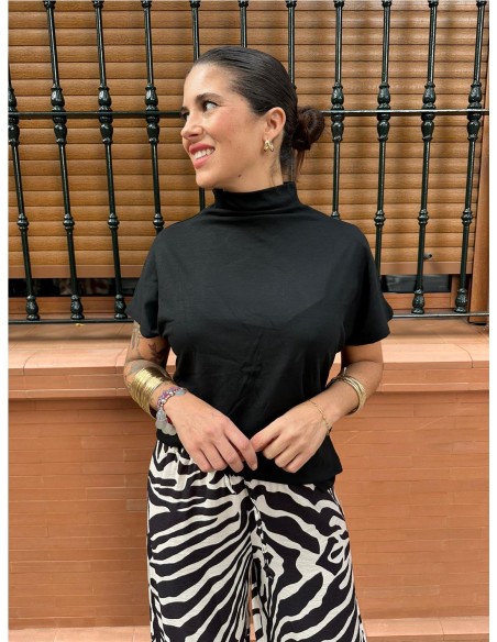 CAMISETA TANIA NEGRO