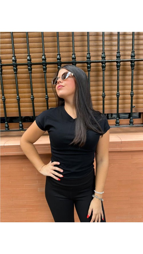 CAMISETA BASIC PICO NEGRO