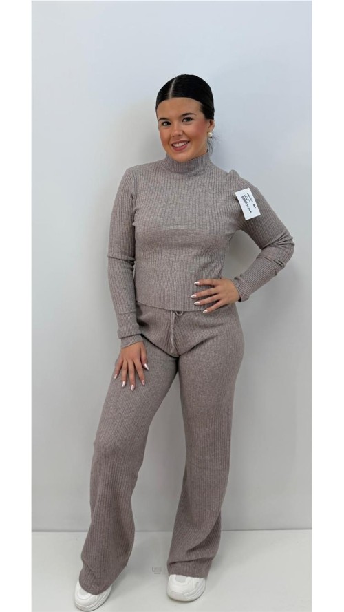 CONJUNTO ERIKA TAUPE CONJUNTO ERIKA TAUPE