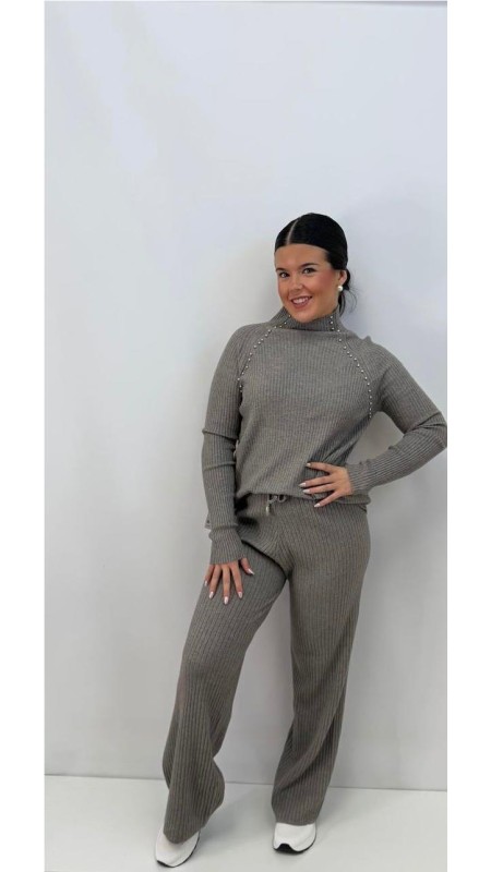 CONJUNTO TACHAS TAUPE