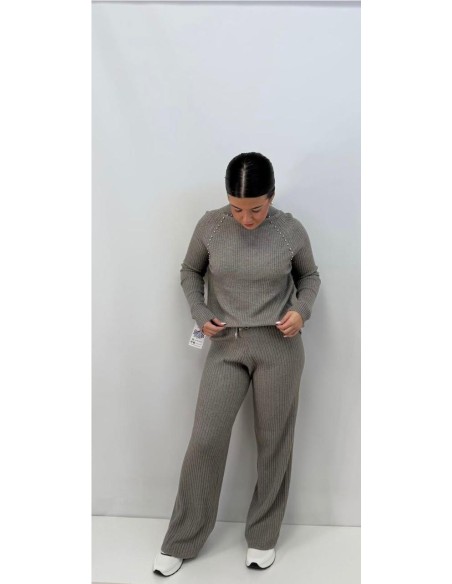 CONJUNTO TACHAS TAUPE