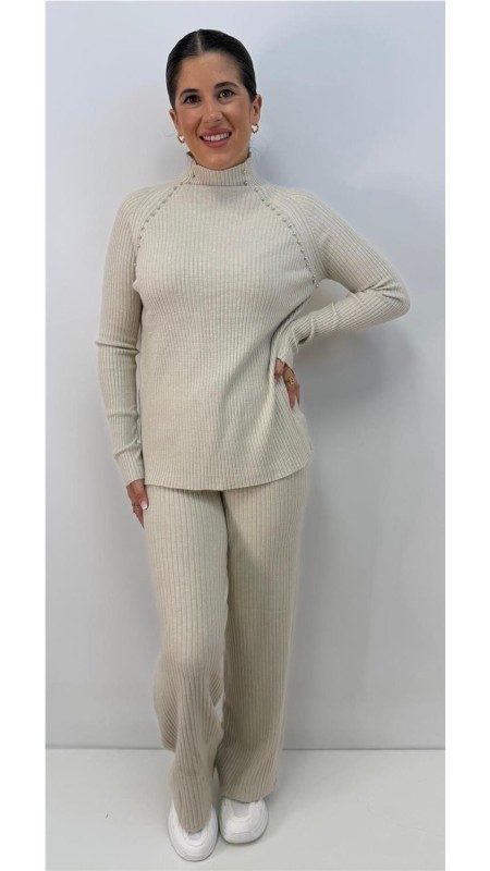 CONJUNTO TACHAS BEIG