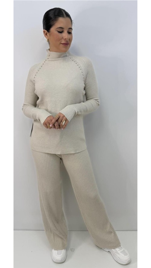 CONJUNTO TACHAS BEIG CONJUNTO TACHAS BEIG