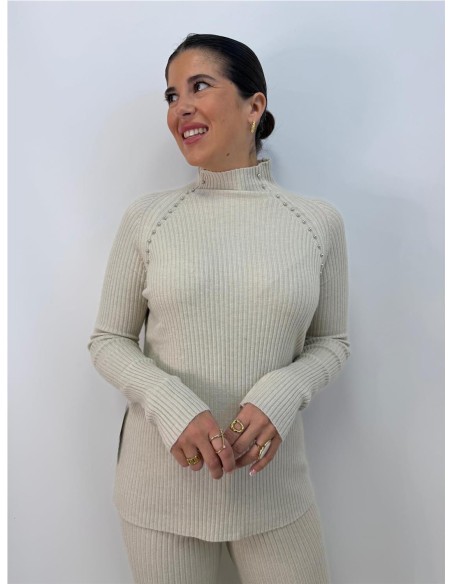 CONJUNTO TACHAS BEIG