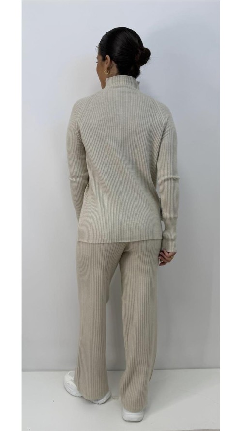 CONJUNTO TACHAS BEIG CONJUNTO TACHAS BEIG