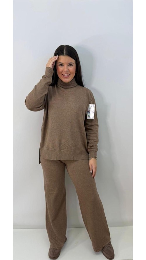 CONJUNTO LUNA MARRON