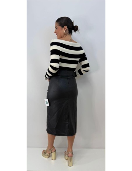 FALDA ABOTONADA NEGRO