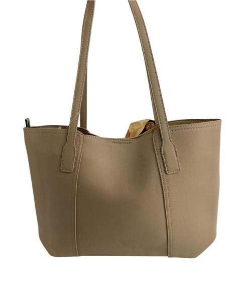 BOLSO CON NECESER Y PAÑUELO BEIG