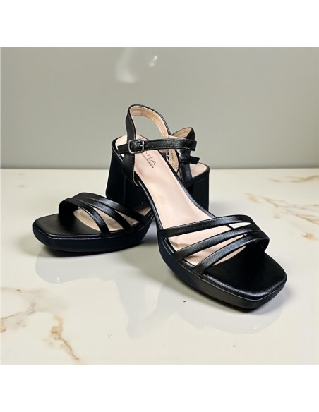 SANDALIA TACON ANCHO TIRAS NEGRO