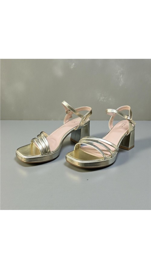 SANDALIA TACON ANCHO TIRAS ORO