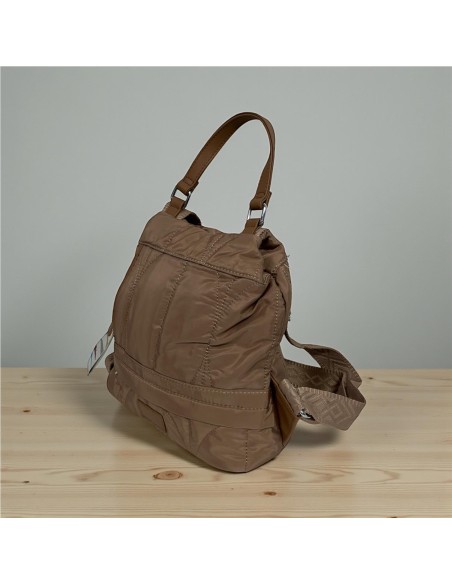 MOCHILA 404 ANTIHURTO CAMEL