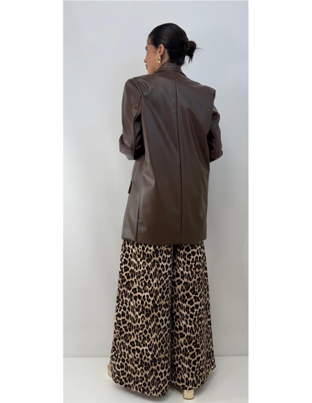 CHAQUETA CUERO DULCE MARRON