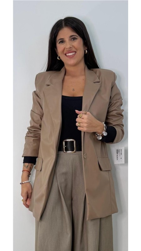CHAQUETA CUERO DULCE TAUPE