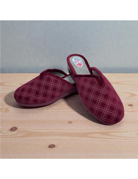 ZAPATILLA ABERTURA CUADRO BURDEOS