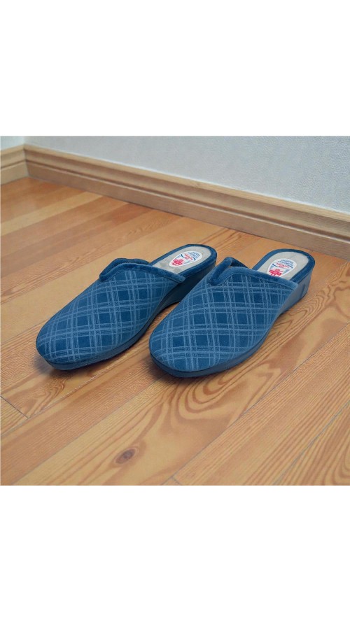 ZAPATILLA ABERTURA CUADRO AZUL