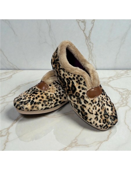 ZAPATILLA CERRADA PRINT CAMEL