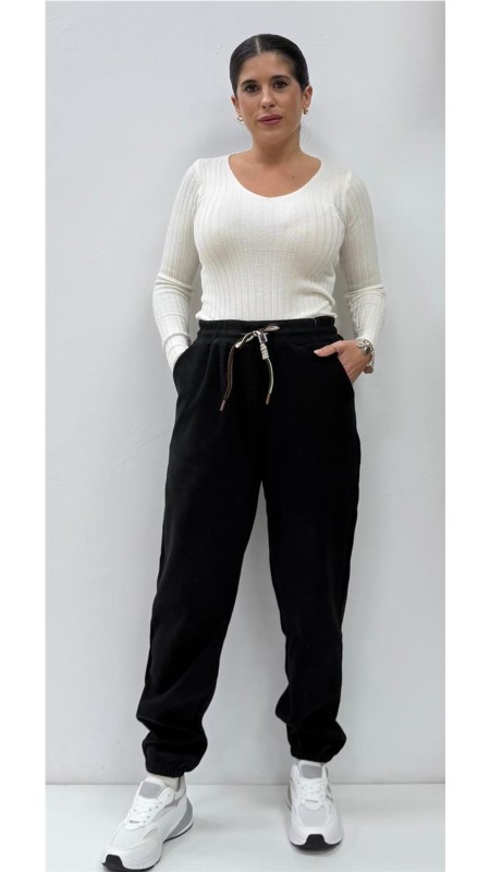 PANTALON PUÑO NEGRO 2