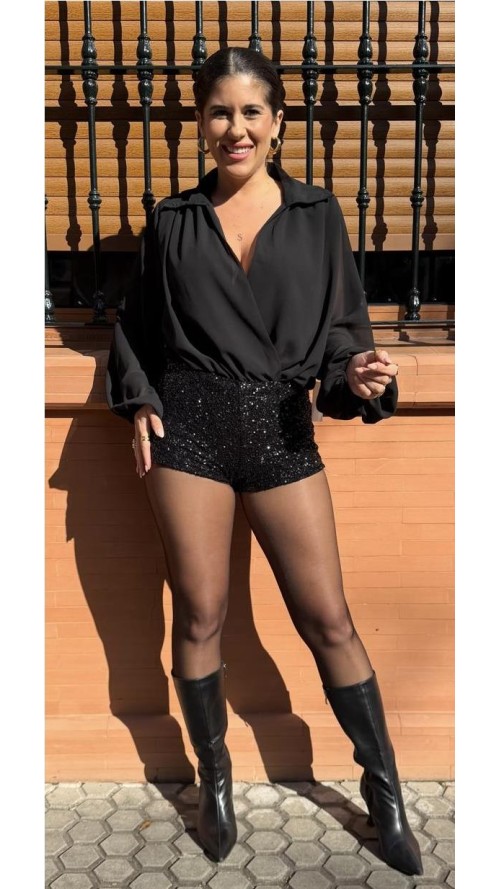 SHORT LENTEJUELAS NEGRO