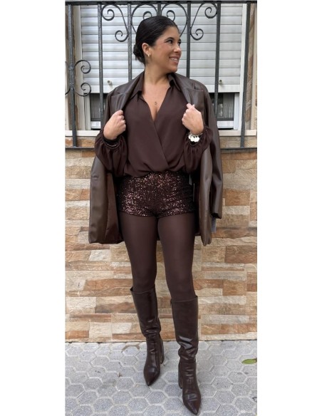 SHORT LENTEJUELAS MARRON