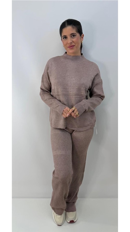 CONJUNTO ALICIA MARRON