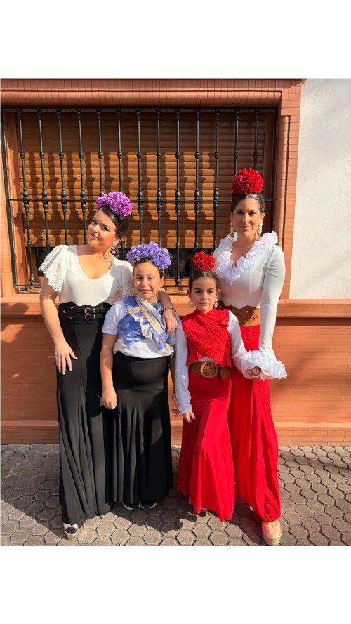 FALDA ENSAYO NIÑA ROJO