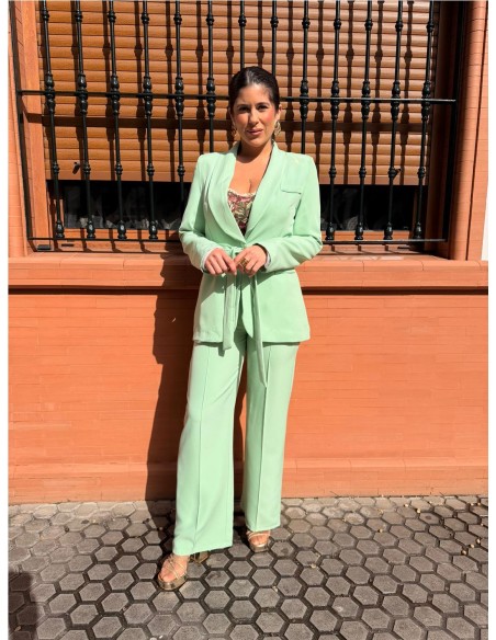 TRAJE DE CHAQUETA VERDE MENTA