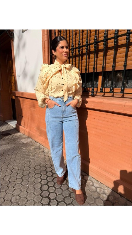 CAMISA CORAZONES AMARILLO 2