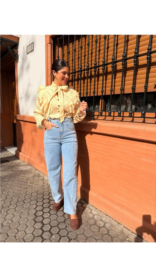 CAMISA CORAZONES AMARILLO