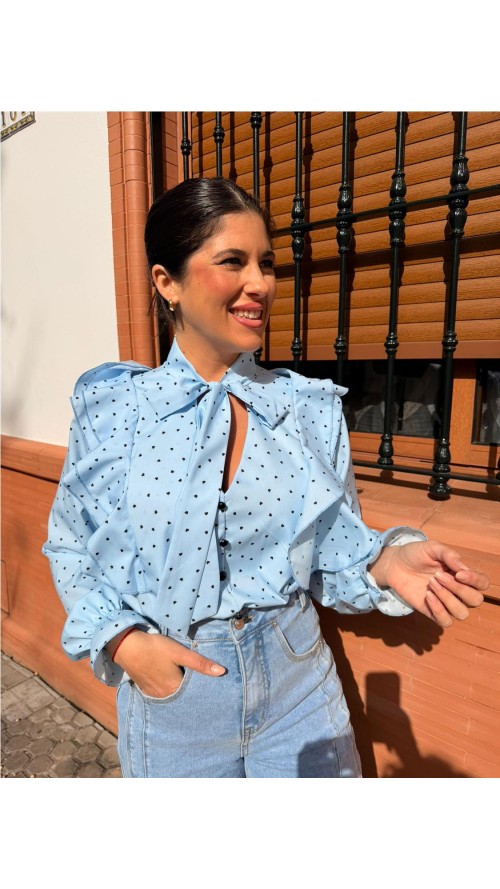 CAMISA CORAZONES CELESTE