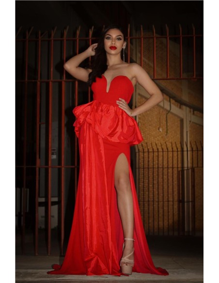 VESTIDO LARGO CON VOLANTE ROJO