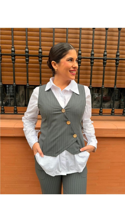 CONJUNTO DIPLOMATICO GRIS