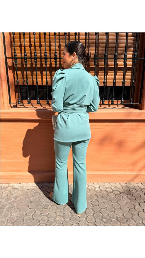 CONJUNTO DHARMA VERDE JABONOSO