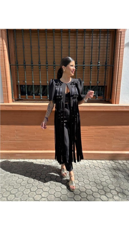 CHAQUETA DE FLECOS NEGRO