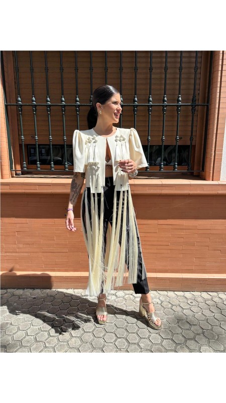 CHAQUETA DE FLECOS BEIG 2