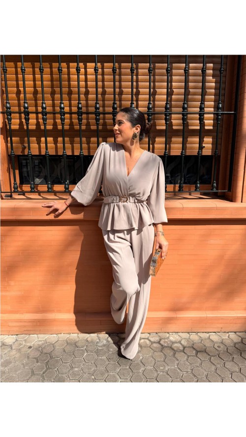 CONJUNTO AMANDA TAUPE