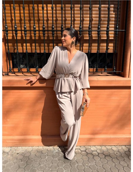 CONJUNTO AMANDA TAUPE