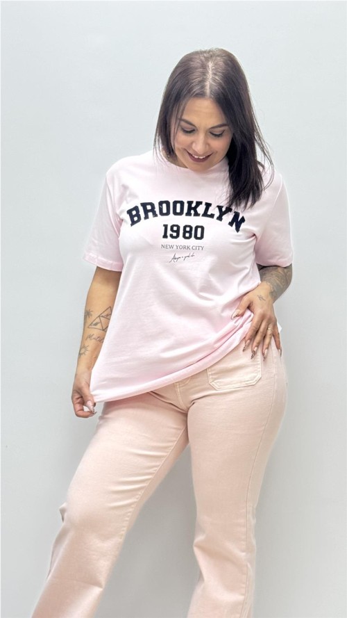 CAMISETA BROOKLYN ROSA
