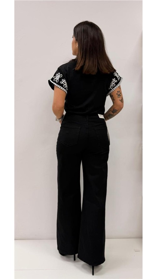 CAMISETA ADRIANA NEGRO