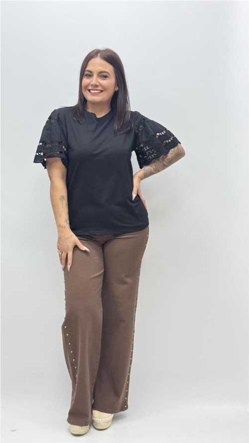 CAMISETA BAEZA NEGRO