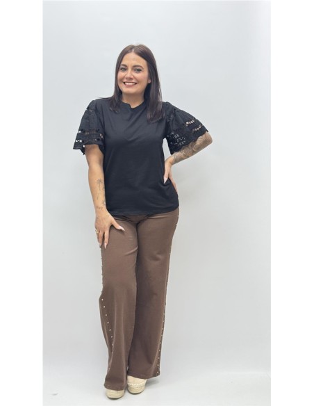 CAMISETA BAEZA NEGRO