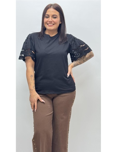 CAMISETA BAEZA NEGRO