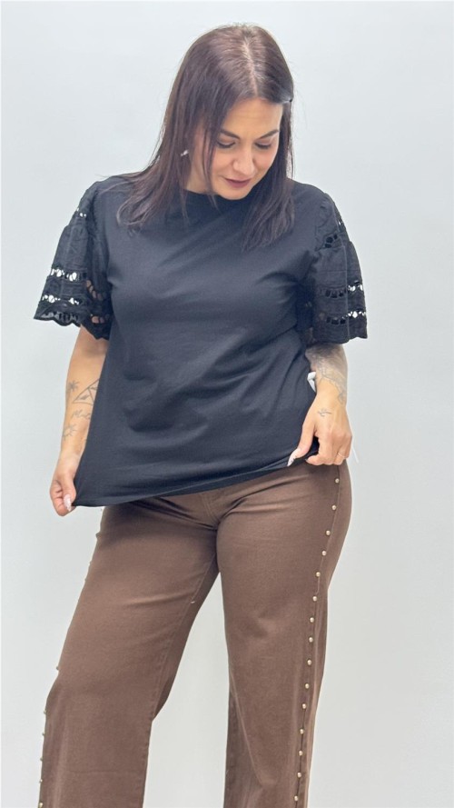 CAMISETA BAEZA NEGRO