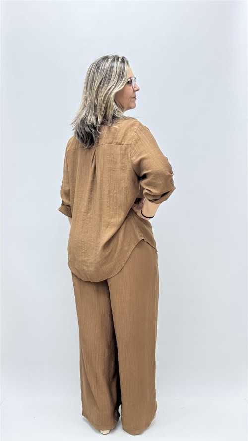 CONJUNTO CHARI MARRON