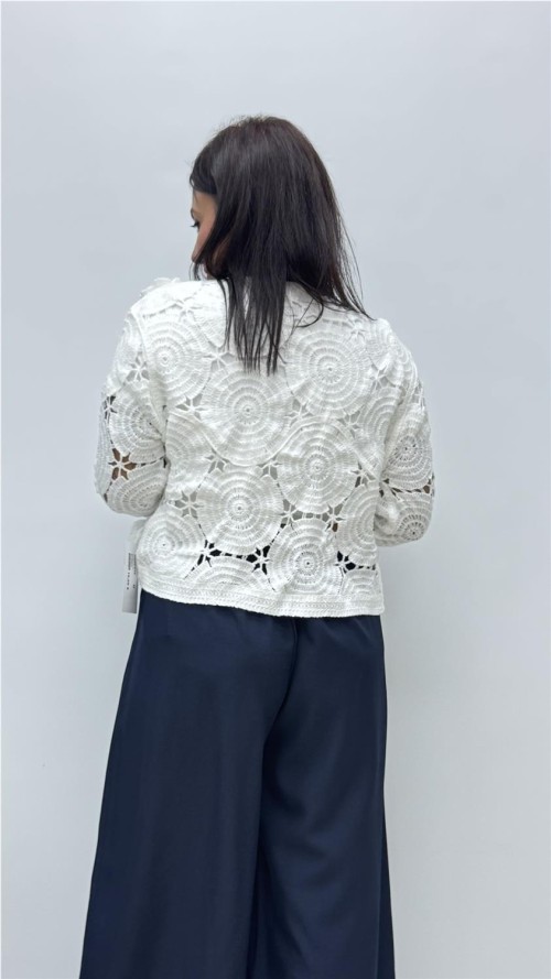 REBECA LOLYTA BLANCO