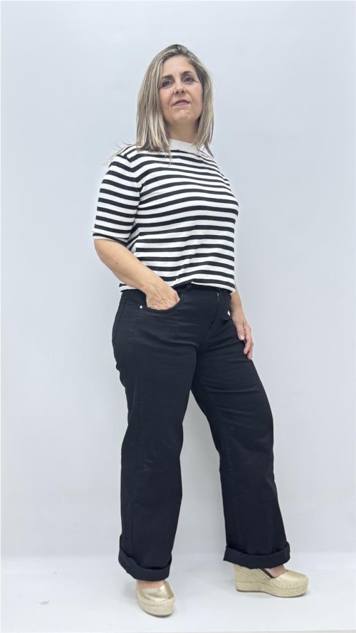 CAMISETA LAURA NEGRO