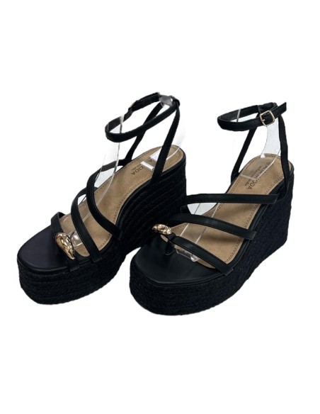 SANDALIA ESPARTO ADORNO METAL NEGRO