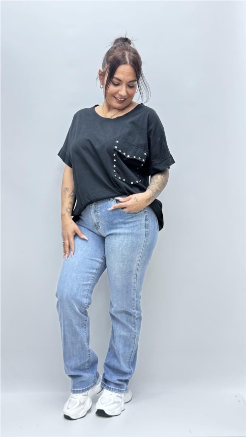 CAMISETA LUCIA NEGRO